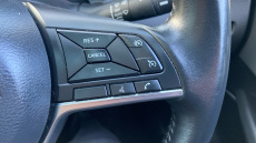 Nissan Qashqai 1.3 DiG-T N-Connecta 5dr Petrol Hatchback